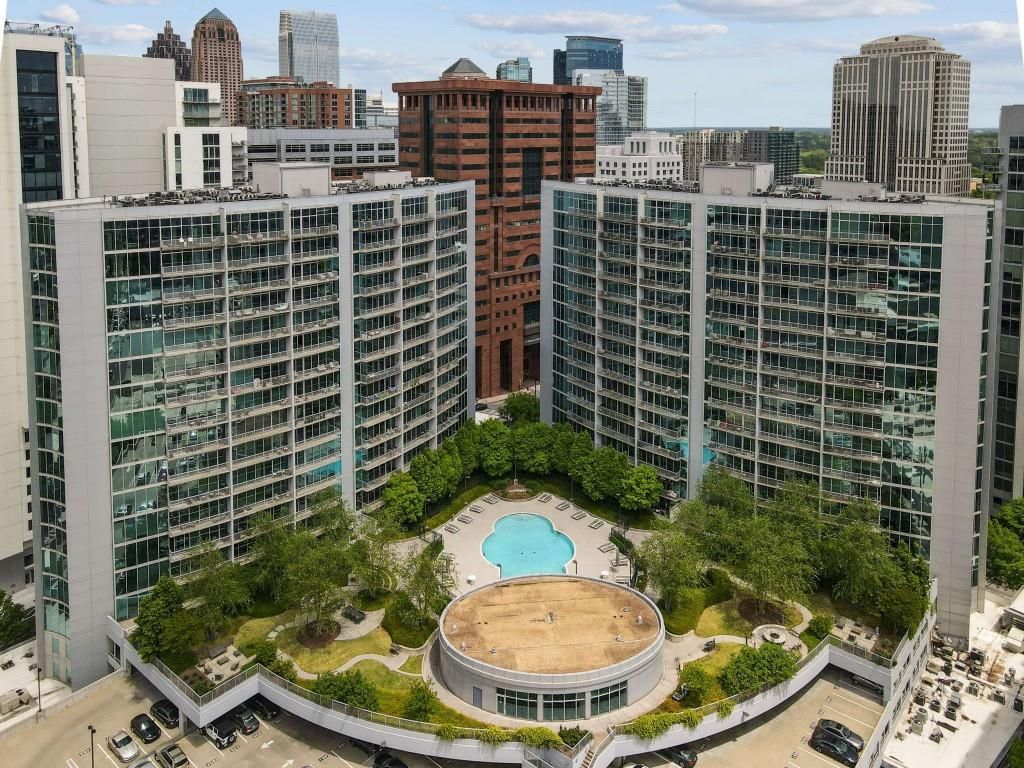 950 W Peachtree Street Nw, Unit 1011, Atlanta, GA 30309 Main Photo