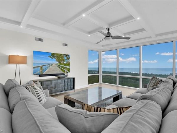 7515 Pelican Bay BLVD, Unit 17D, NAPLES, FL 34108