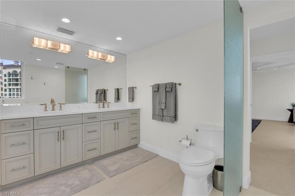 7515 Pelican Bay Blvd, Unit 17D, Naples, FL 34108 Photo