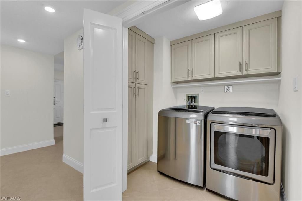 7515 Pelican Bay Blvd, Unit 17D, Naples, FL 34108 Photo