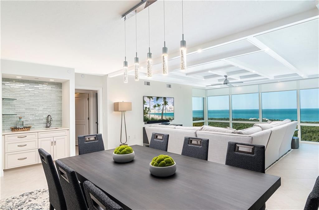 7515 Pelican Bay Blvd, Unit 17D, Naples, FL 34108 Photo
