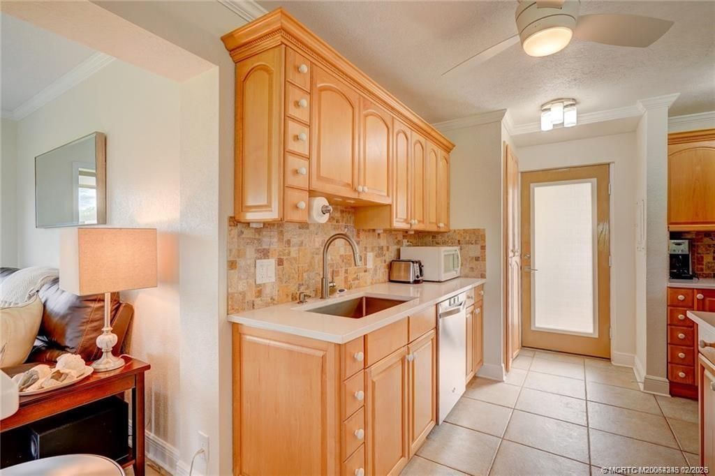1289 NE Ocean Boulevard, Unit 5, Stuart, FL 34996 Photo