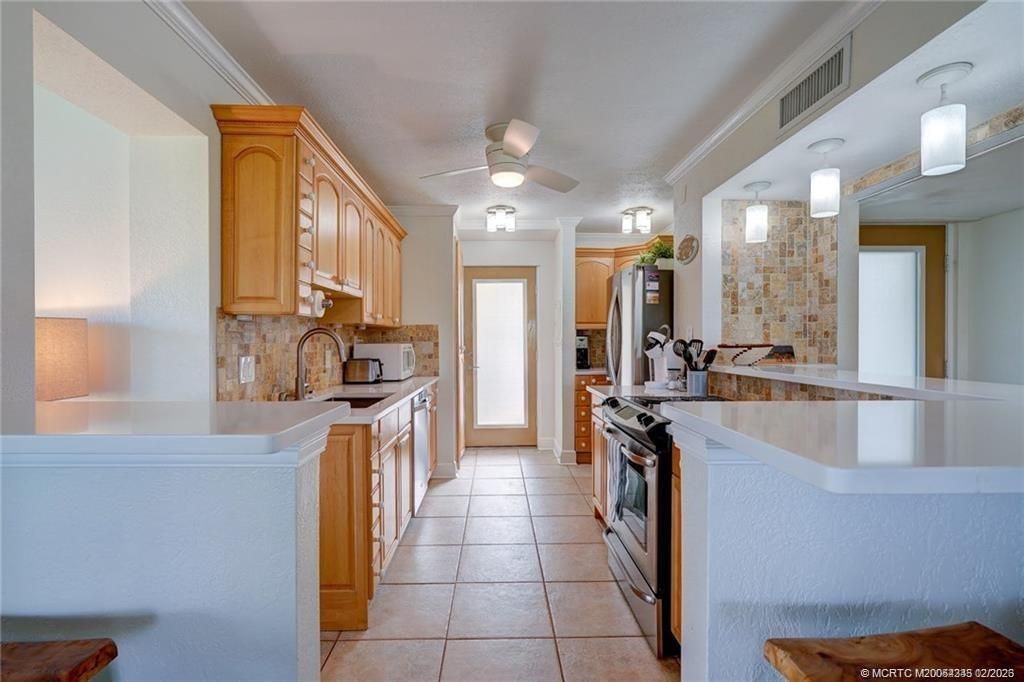 1289 NE Ocean Boulevard, Unit 5, Stuart, FL 34996 Photo