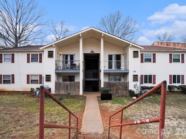 7992 Shady Oak Trail, Unit 130, Charlotte, NC 28210