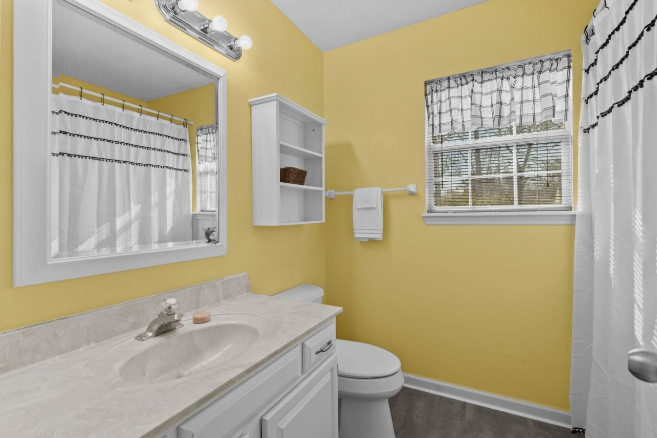 203 Chickasaw Ln. Photo 36