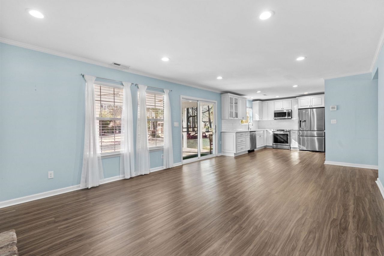 203 Chickasaw Ln. Photo 6