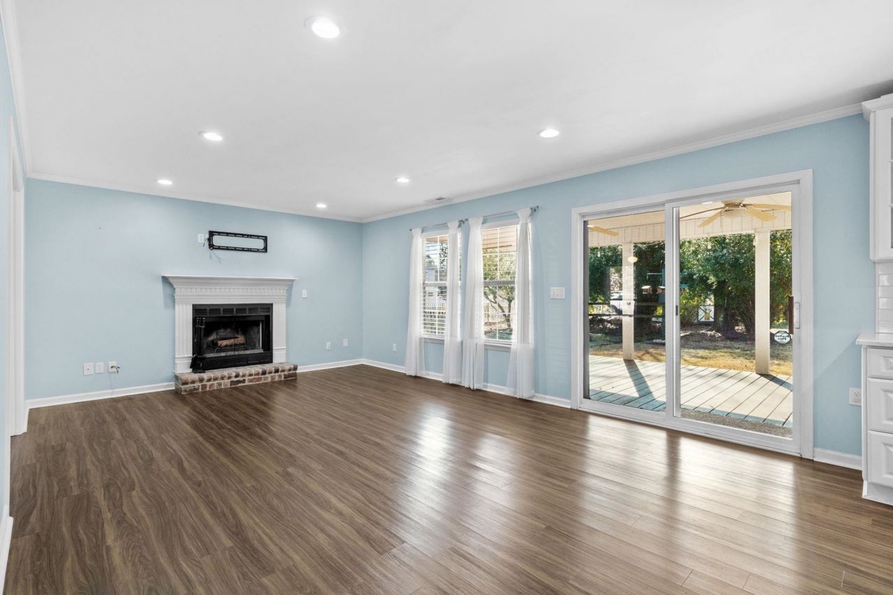 203 Chickasaw Ln. Photo 7