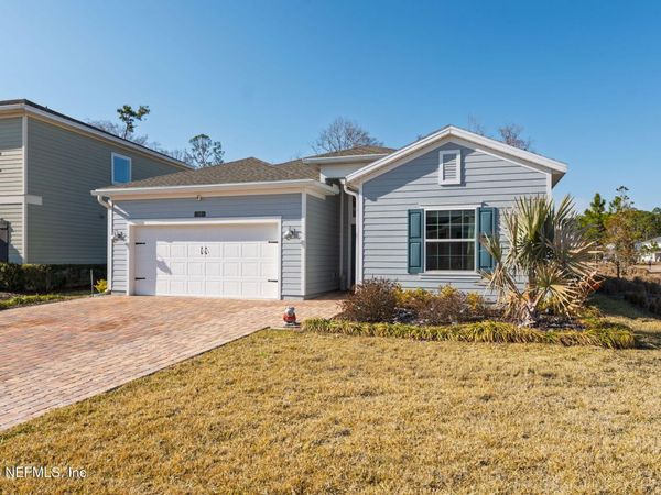 28 SEASONS Court, St. Augustine, FL 32092