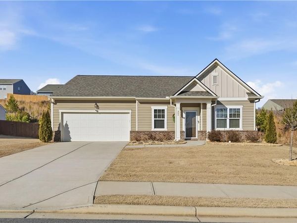 305 Pescara Court NW, Cartersville, GA 30120