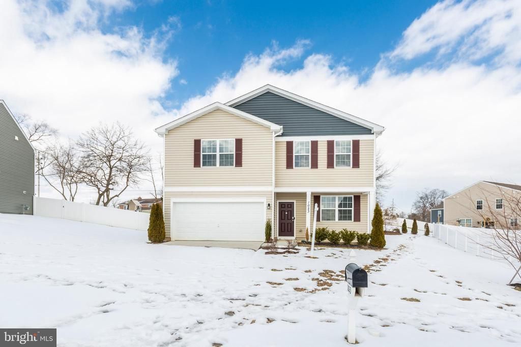 1023 Klick Way, Hagerstown, MD 21742 Main Photo