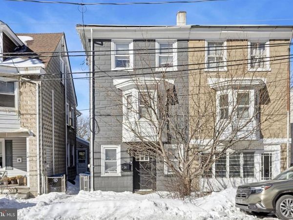 14 MAPLE STREET, CONSHOHOCKEN, PA 19428