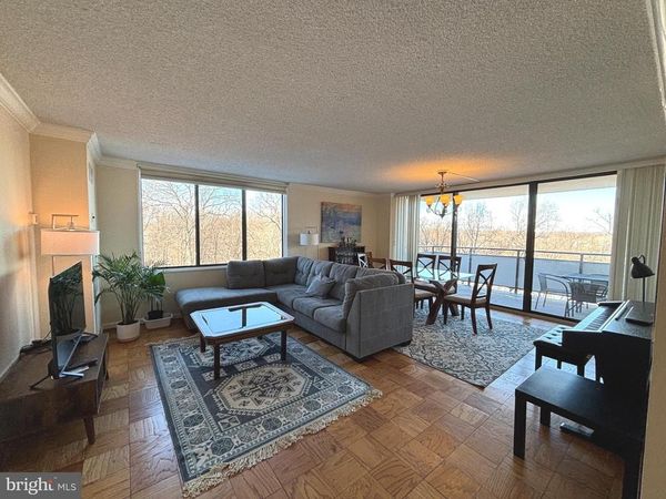 5225 POOKS HILL ROAD, Unit 528N, BETHESDA, MD 20814