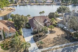 611 Oxbow Dr. photo 4