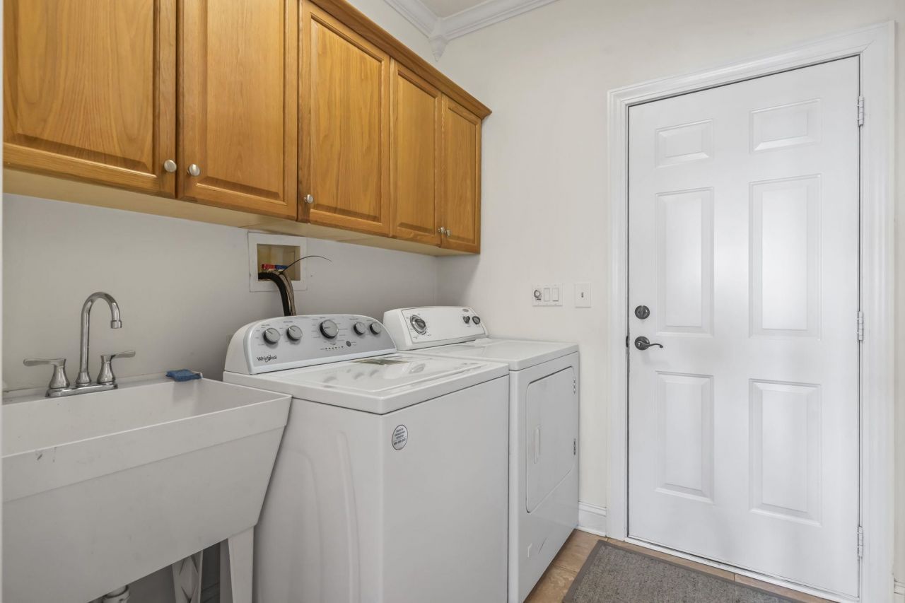 611 Oxbow Dr. Photo 27