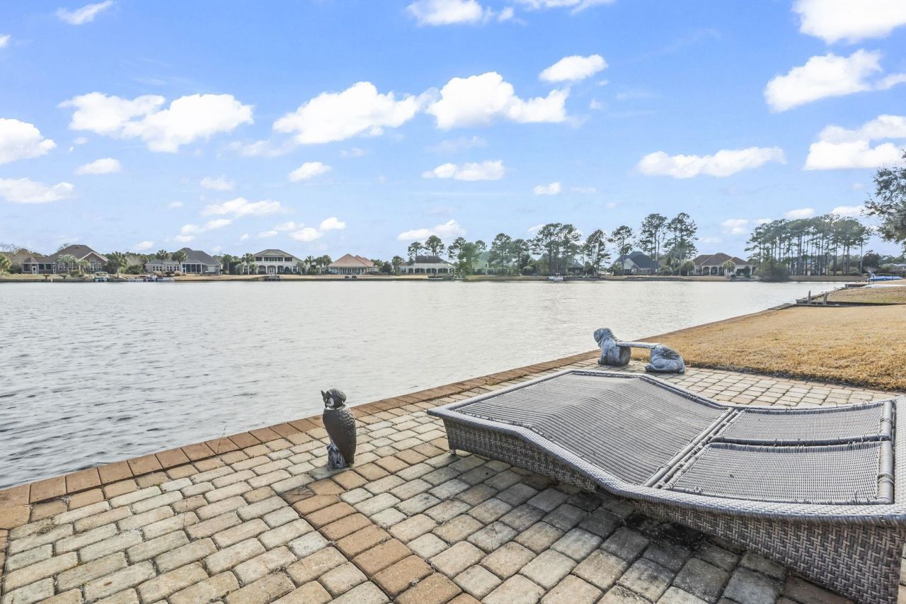 611 Oxbow Dr. Photo 33