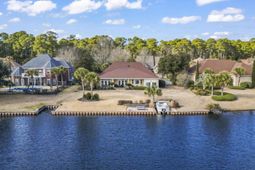 611 Oxbow Dr. photo 4