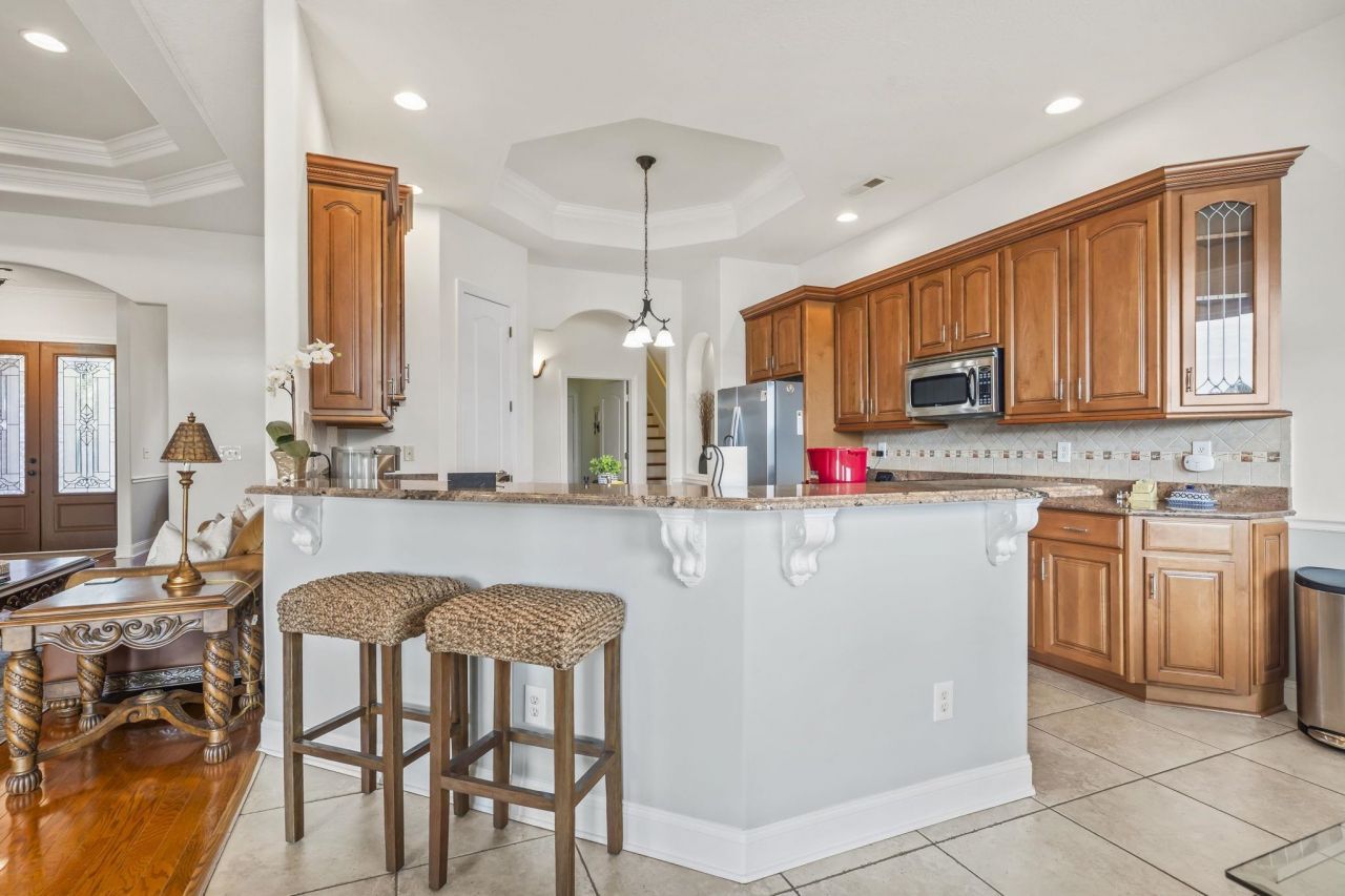 611 Oxbow Dr. Photo 8