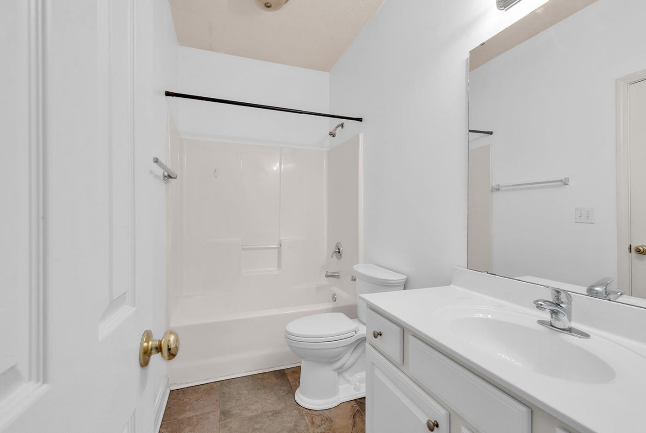 125 Ashley Park Dr. Photo 5