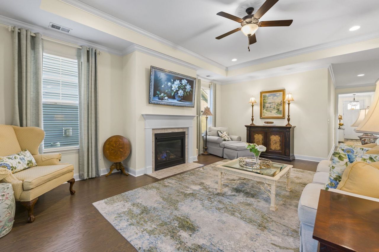 6415 Chadderton Circle Photo 20