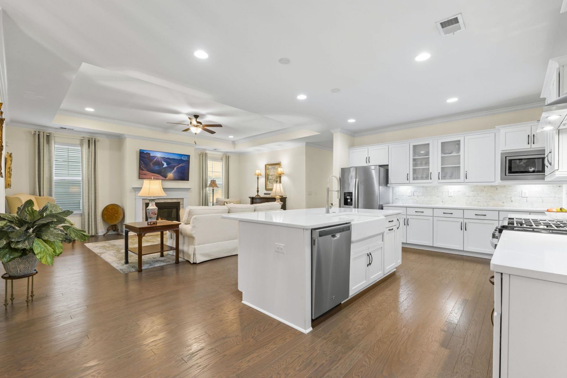 6415 Chadderton Circle Photo 28