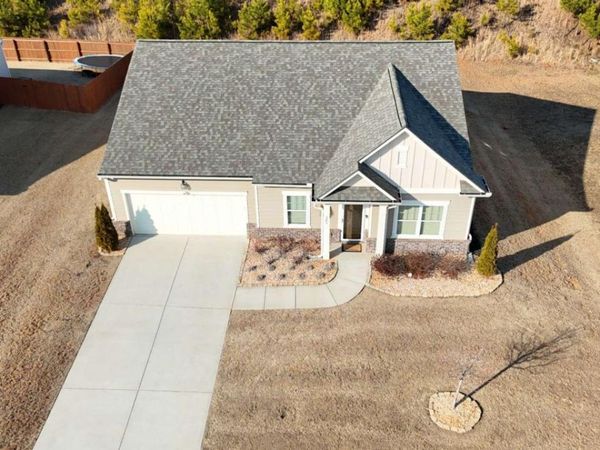 305 Pescara Court NW, Cartersville, GA 30120