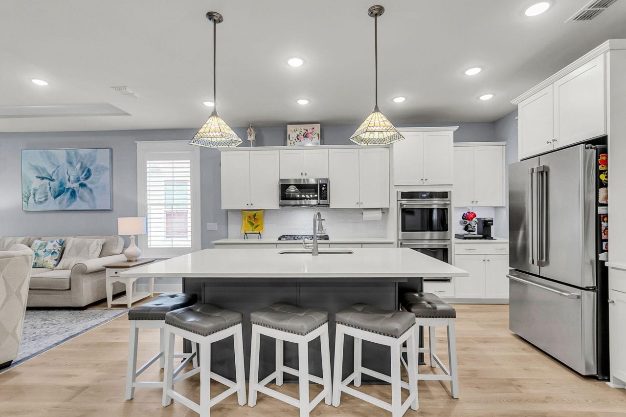 133 Leeward Landing Photo 11