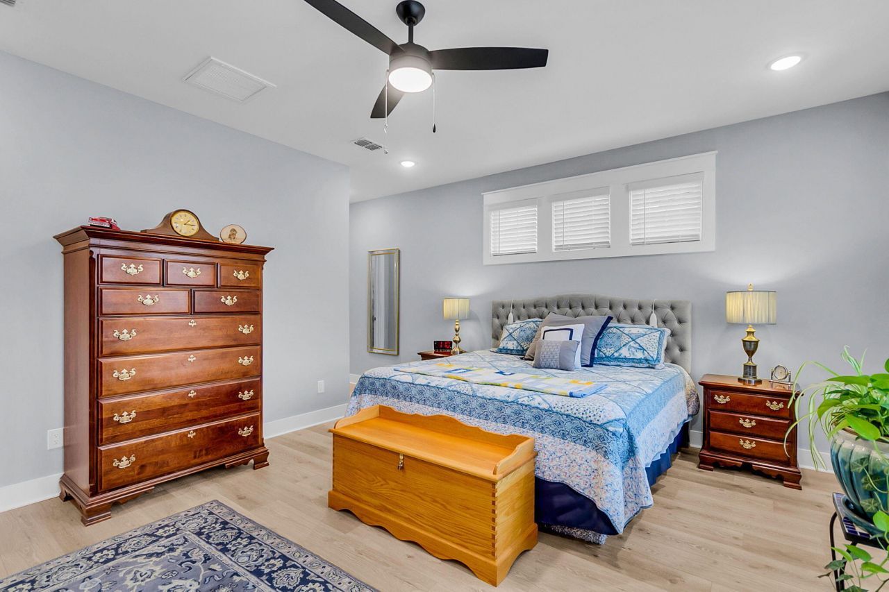 133 Leeward Landing Photo 24