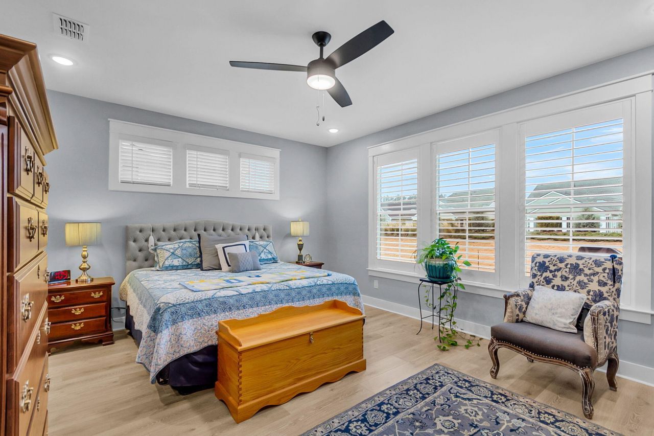 133 Leeward Landing Photo 26