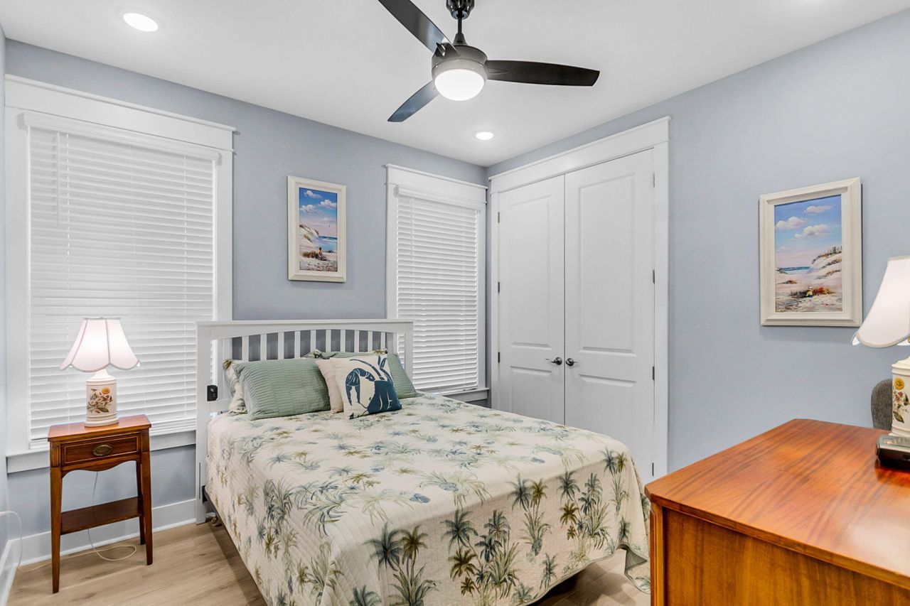 133 Leeward Landing Photo 29