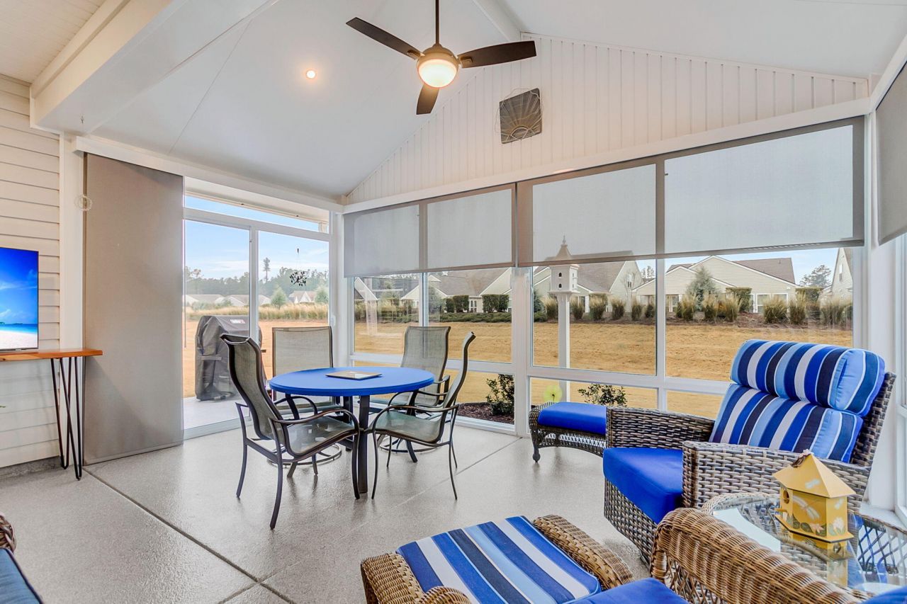 133 Leeward Landing Photo 32