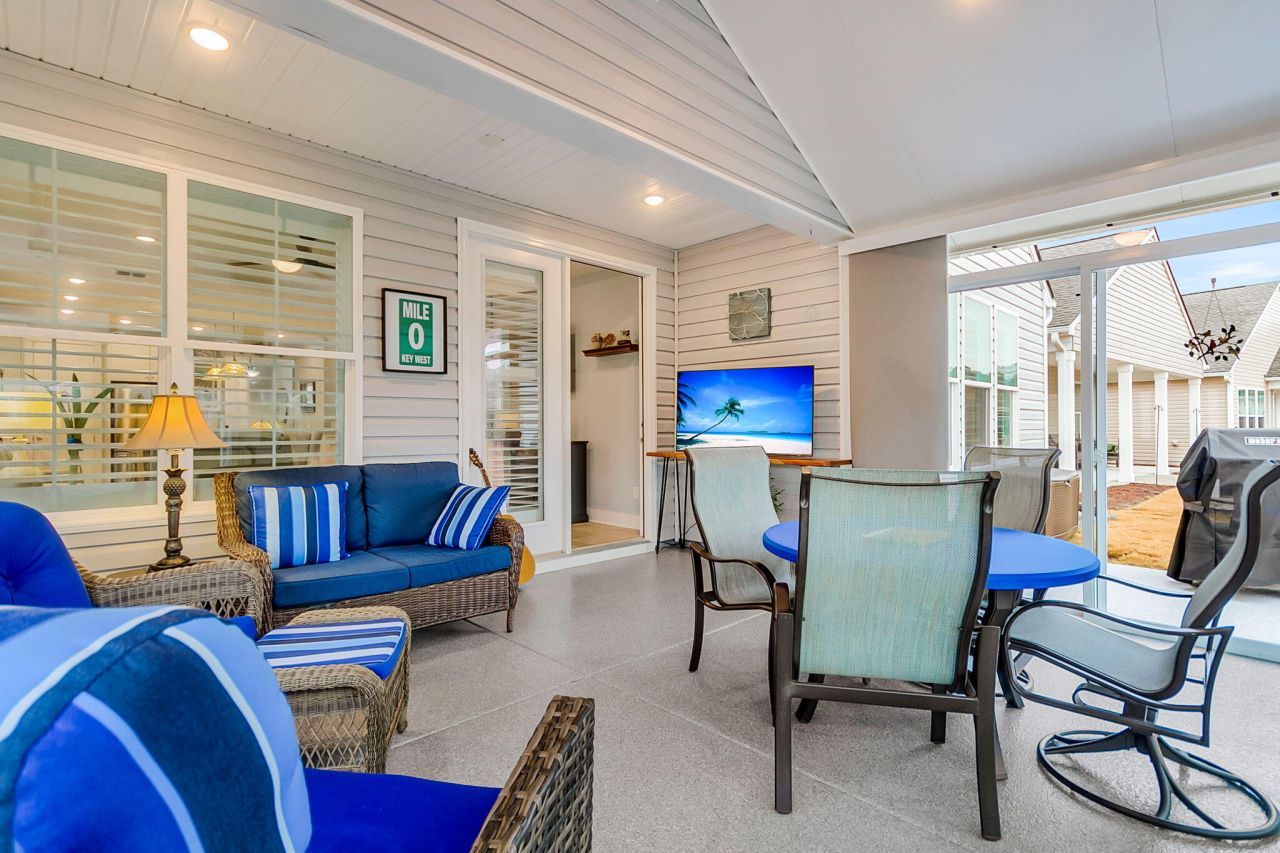 133 Leeward Landing Photo 33