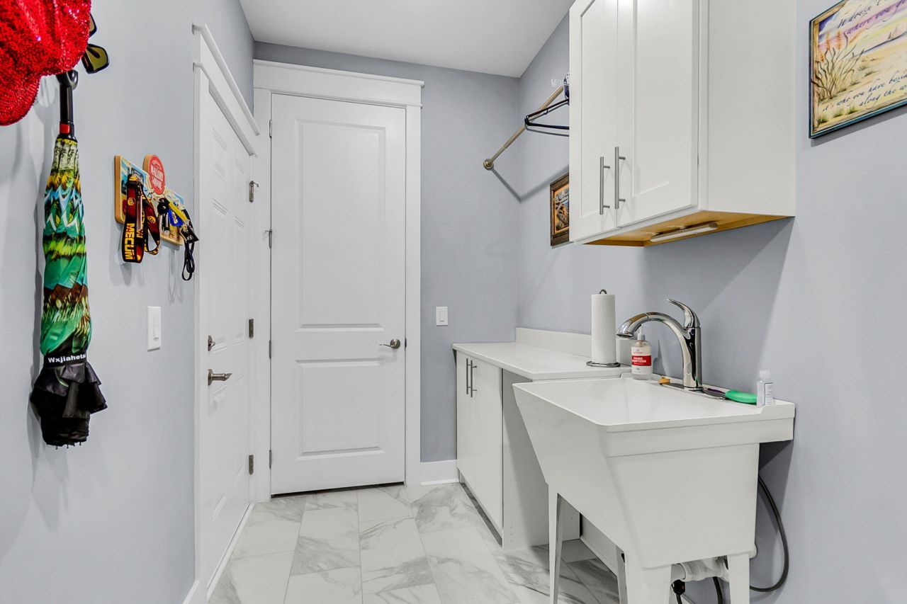 133 Leeward Landing Photo 38