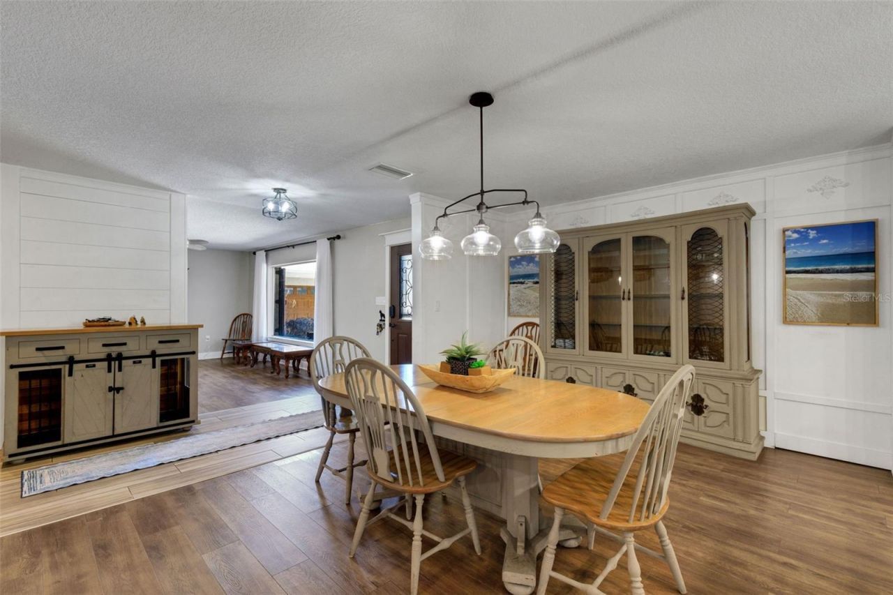 1319 Edgewater Beach Drive, Lakeland, FL 33805 Photo