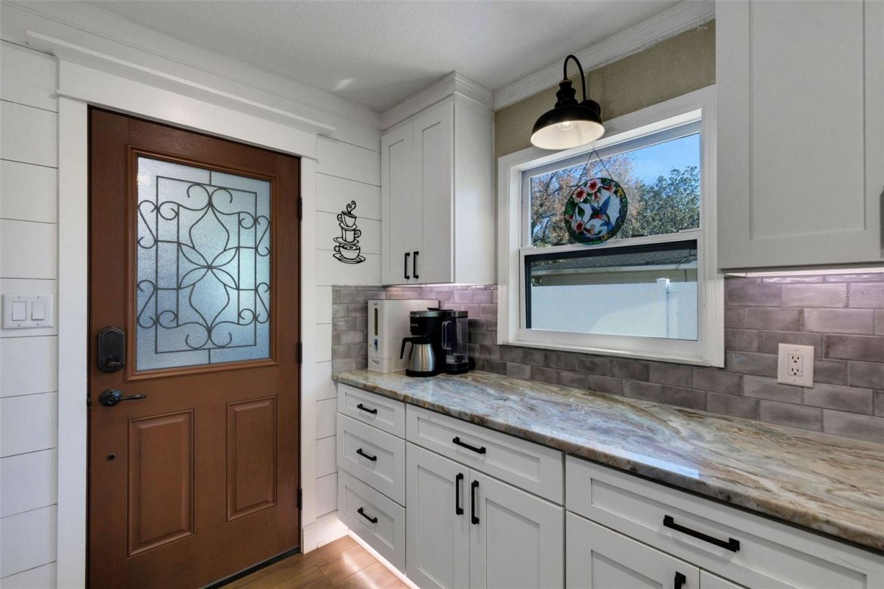 1319 Edgewater Beach Drive, Lakeland, FL 33805 Photo