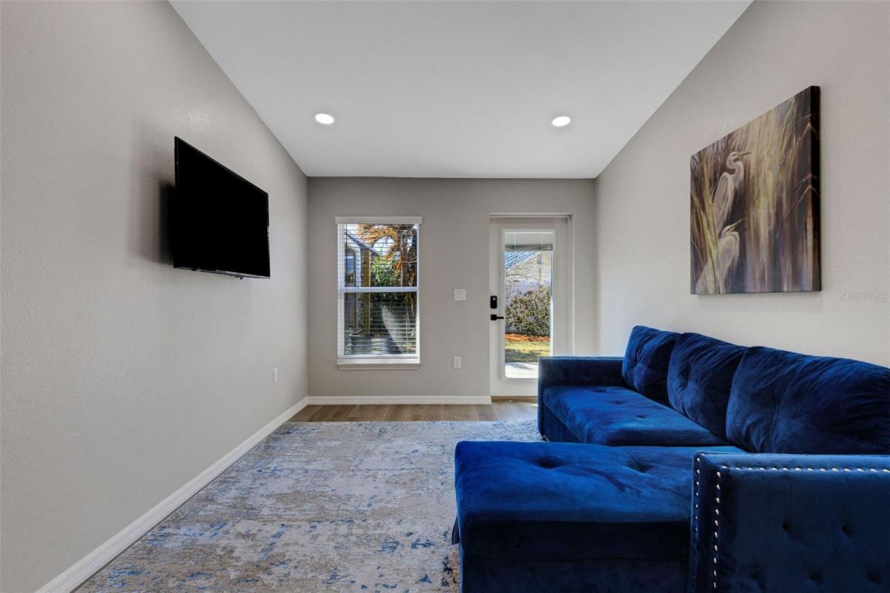 1319 Edgewater Beach Drive, Lakeland, FL 33805 Photo