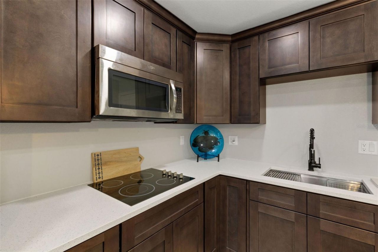 1319 Edgewater Beach Drive, Lakeland, FL 33805 Photo