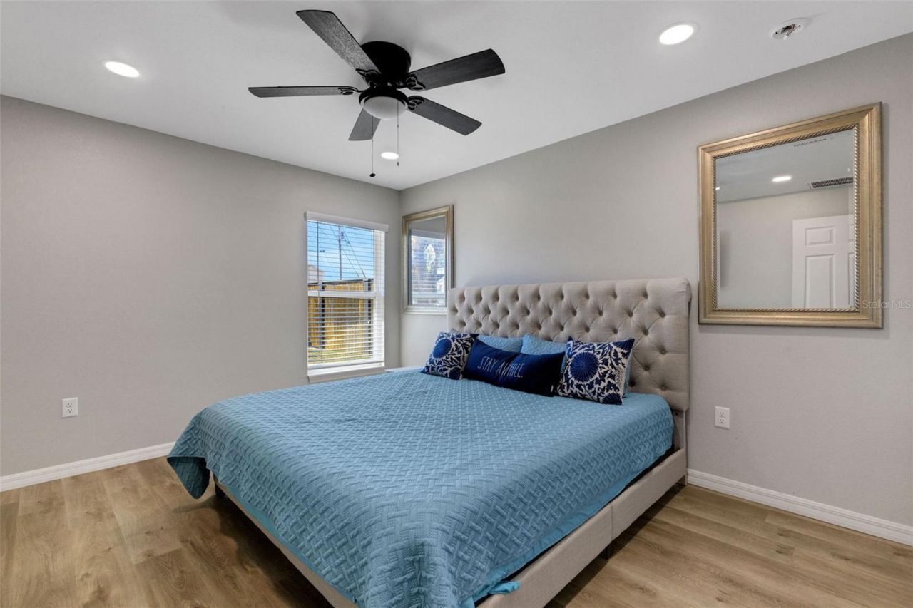 1319 Edgewater Beach Drive, Lakeland, FL 33805 Photo