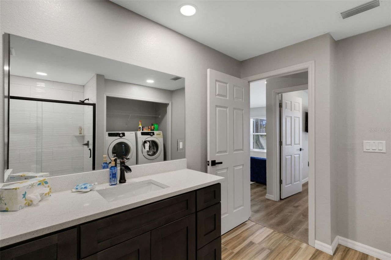 1319 Edgewater Beach Drive, Lakeland, FL 33805 Photo