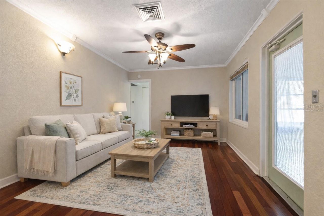 655 42nd Avenue N, Saint Petersburg, FL 33703 Photo