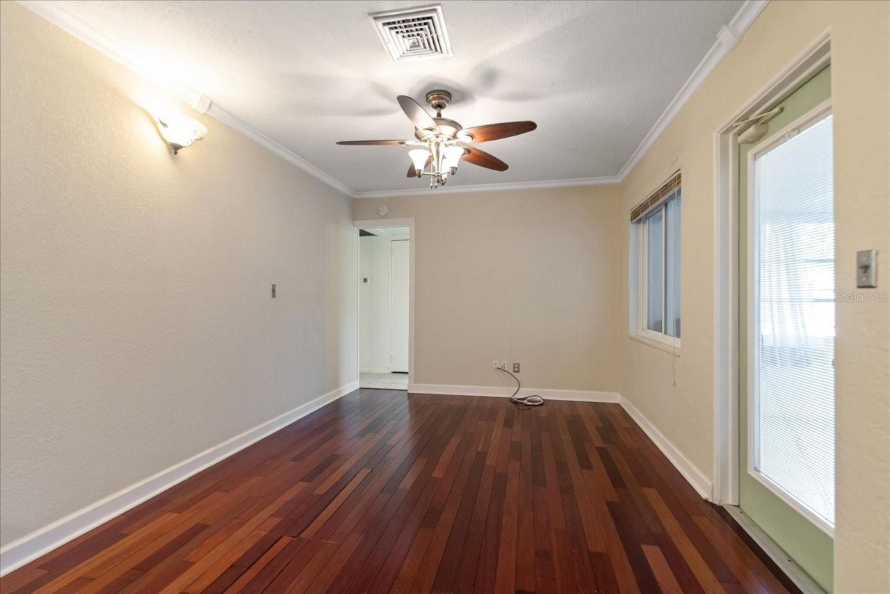 655 42nd Avenue N, Saint Petersburg, FL 33703 Photo