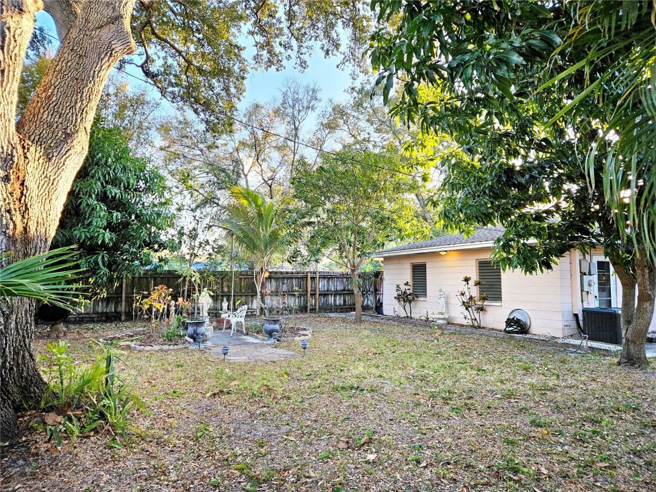 655 42nd Avenue N, Saint Petersburg, FL 33703 Photo