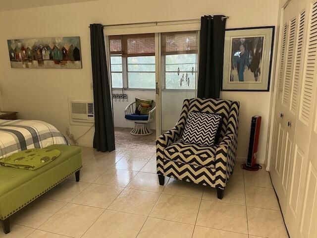 300 Windsor, Unit M, West Palm Beach, FL 33417 Photo
