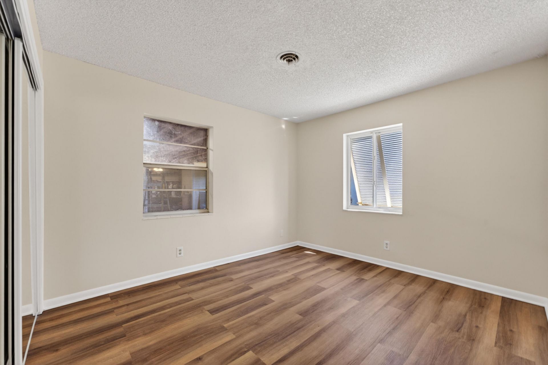 1422 42nd Street, West Palm Beach, FL 33407 Photo