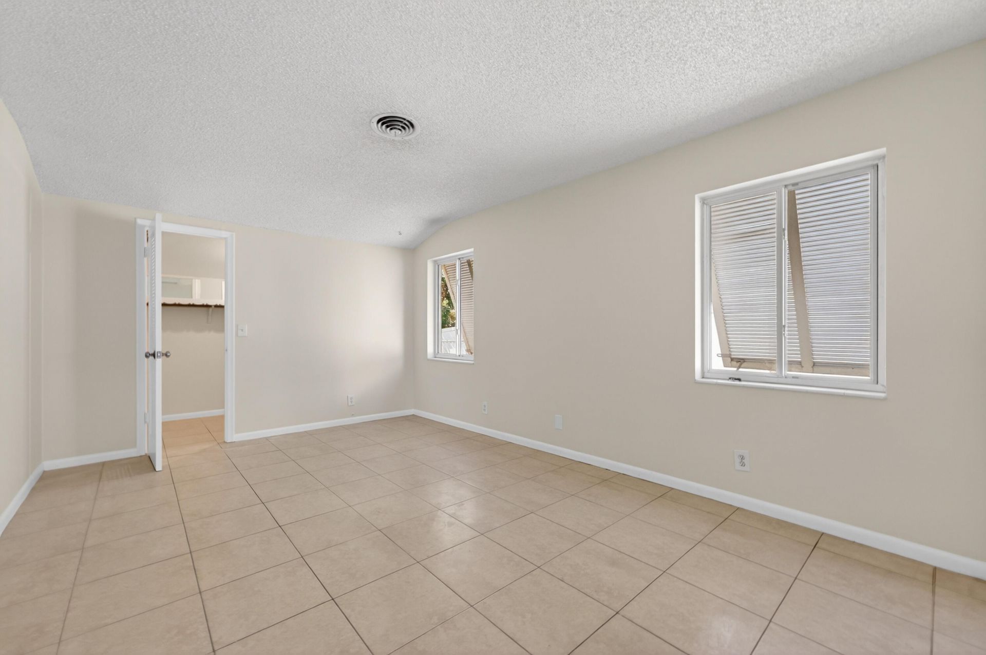 1422 42nd Street, West Palm Beach, FL 33407 Photo