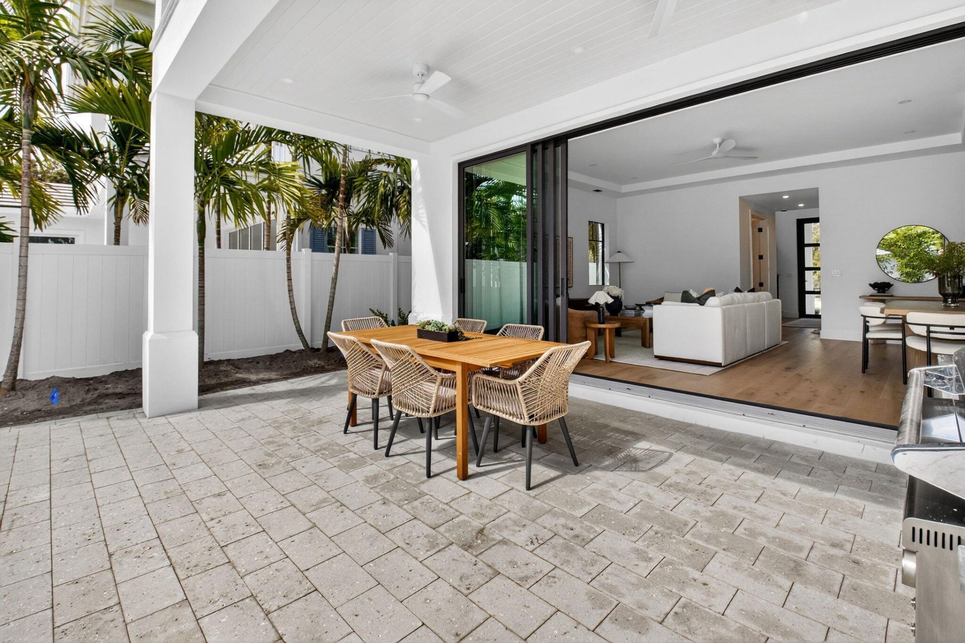 238 NE 12th Street Ne, Delray Beach, FL 33444 Photo