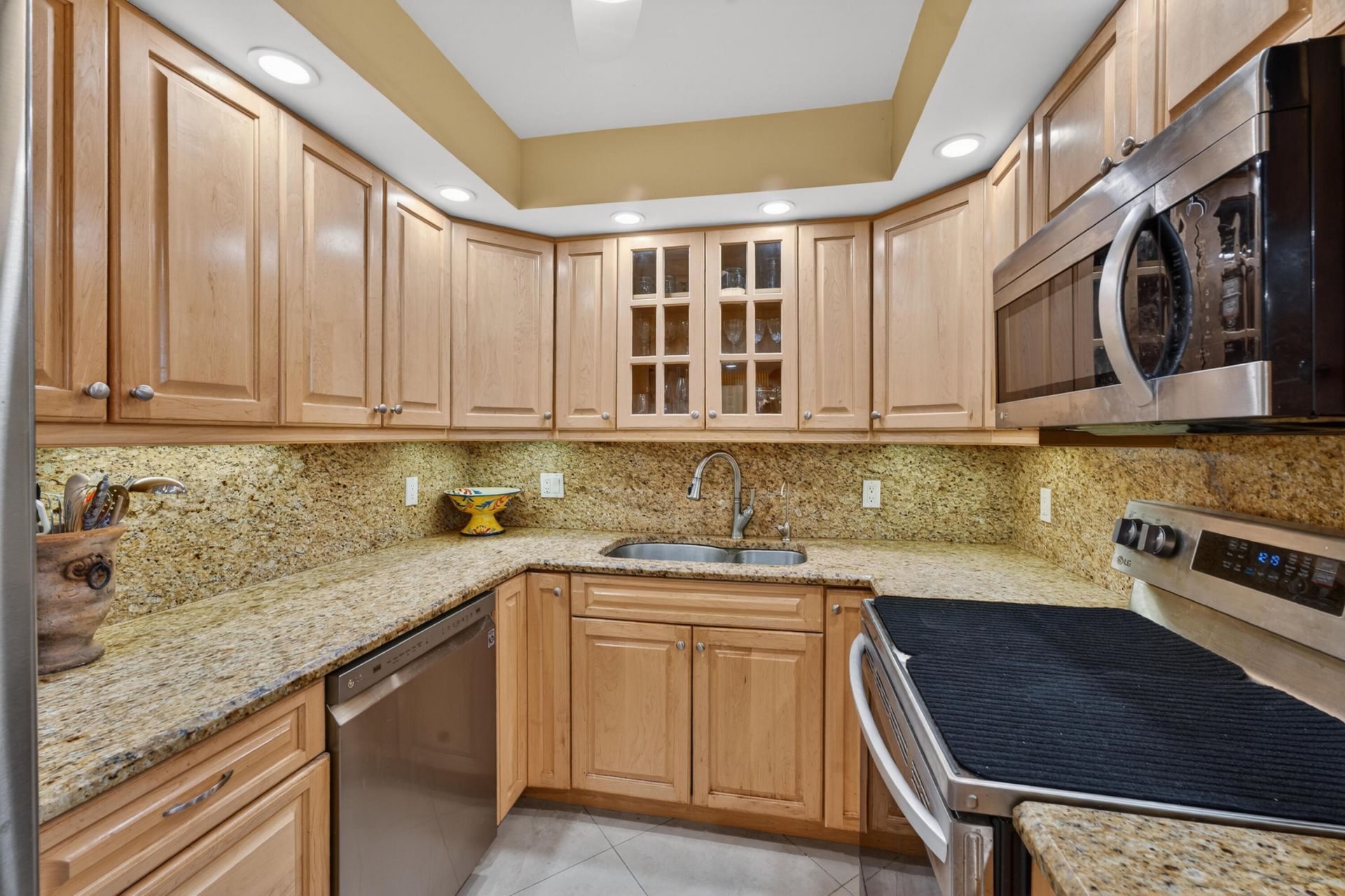 336 Golfview Road, Unit 704, North Palm Beach, FL 33408 Photo