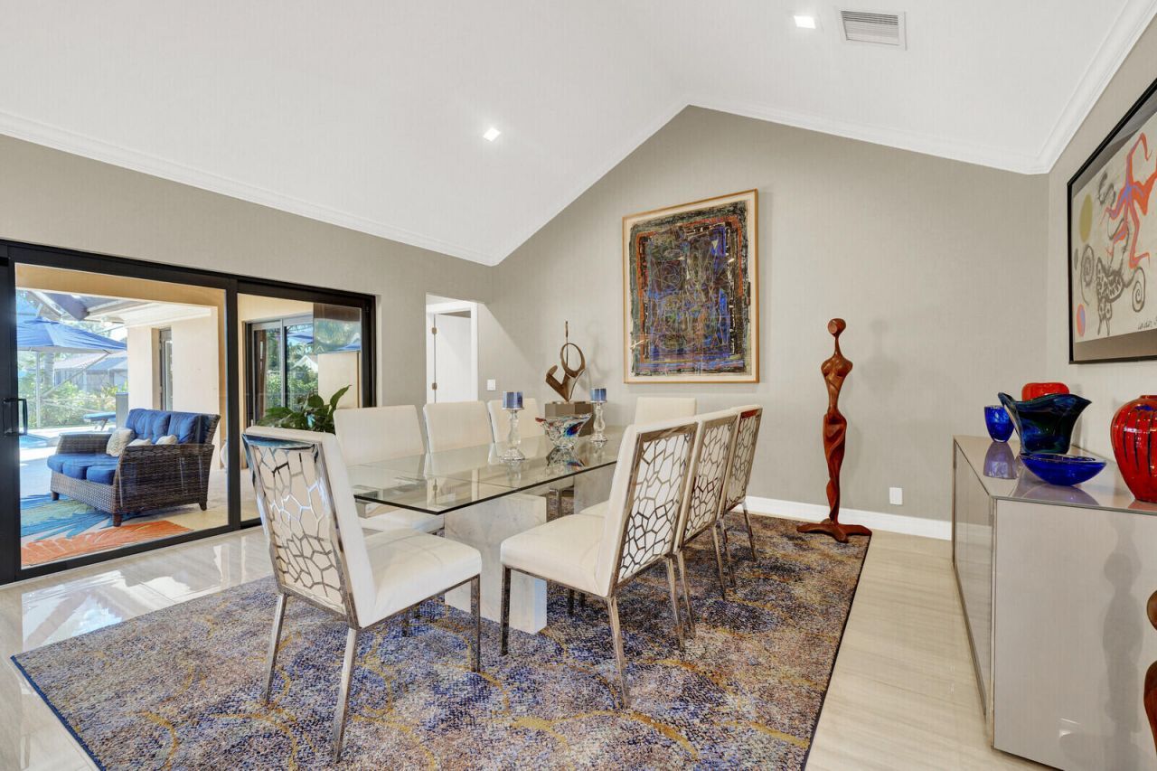 513 N Country Club Drive, Atlantis, FL 33462 Photo