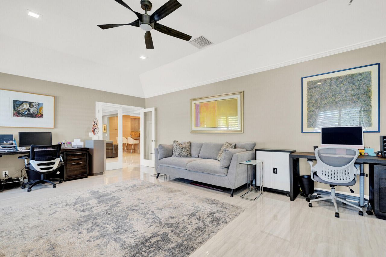 513 N Country Club Drive, Atlantis, FL 33462 Photo