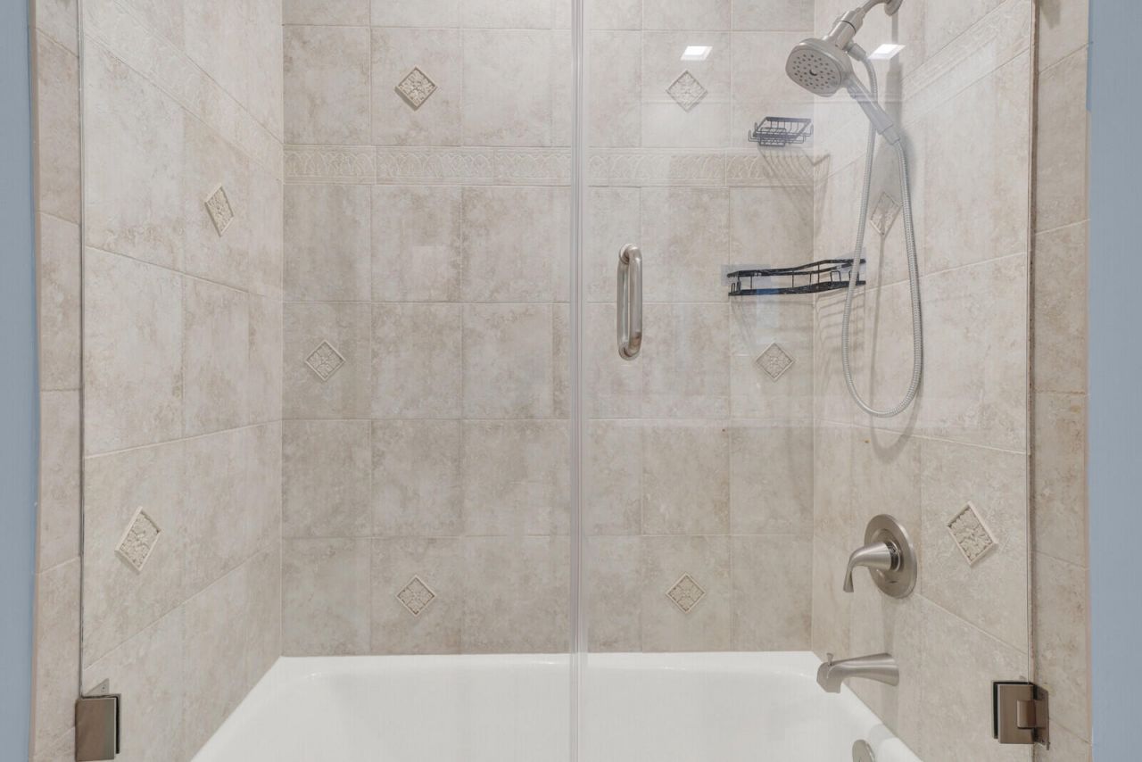 513 N Country Club Drive, Atlantis, FL 33462 Photo