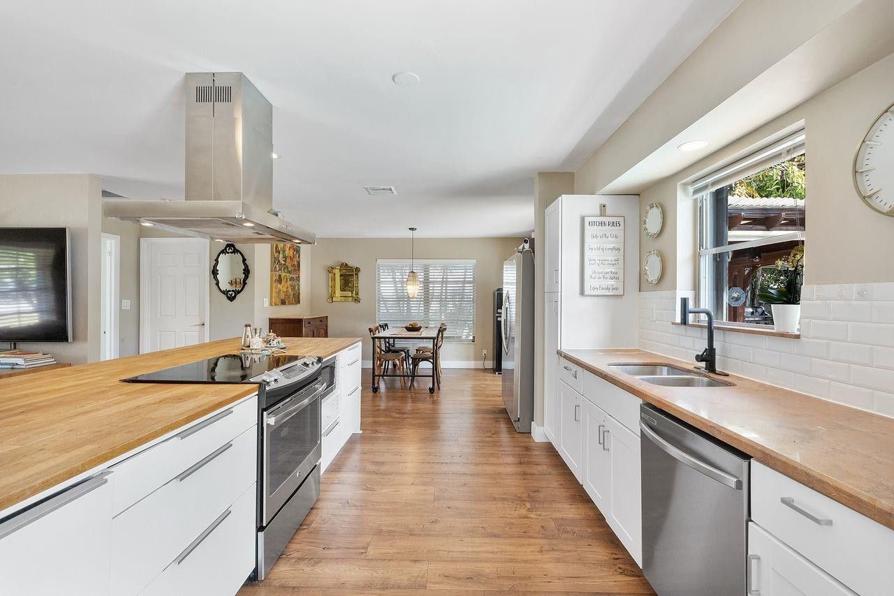 1530 NE 53rd Street, Fort Lauderdale, FL 33334 Photo